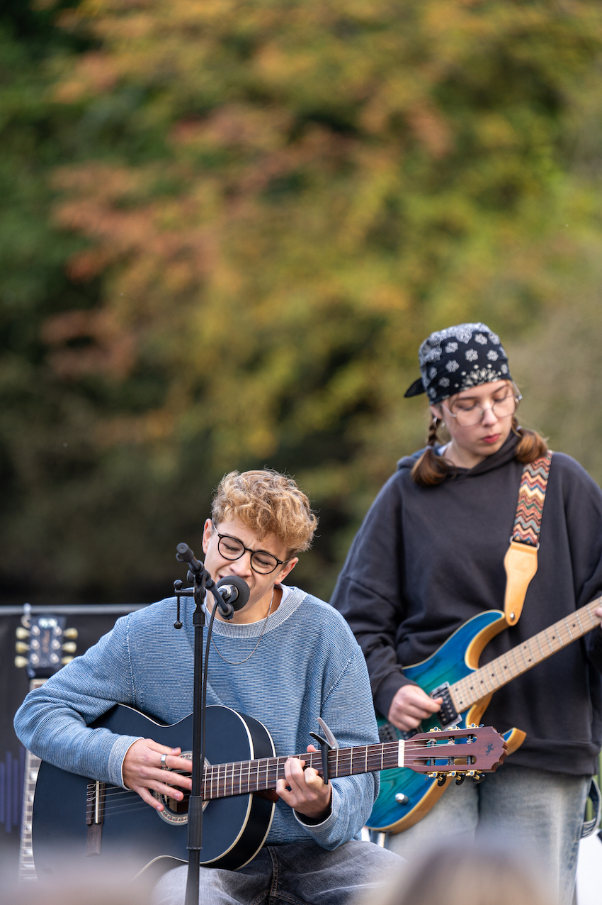 20241004_Aljoscha_Heidemann_HB_Lakeside_025_MikaPolina_web